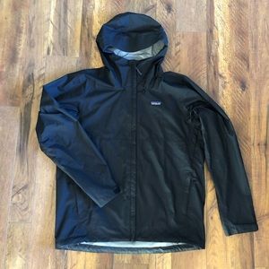 Patagonia Men's Torrentshell 3L Jacket Black Size Large Like New Hooded Jacket
